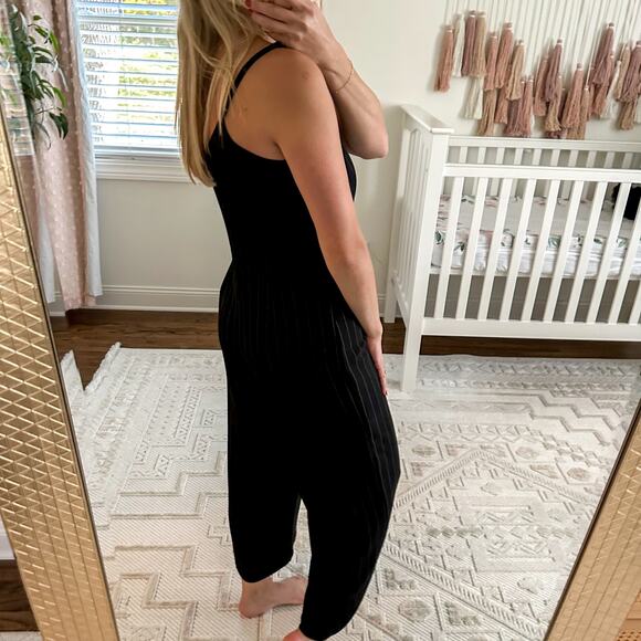 Cupcakes and Cashmere Pinstripe Jumpsuit Black White - Picture 4 of 7